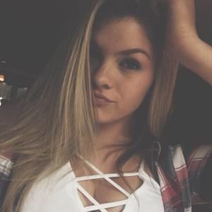 Meet your Posher, Cassandra